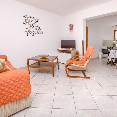 Apartments Viktor Rogoznica  Zewnętrze zdjęcie
