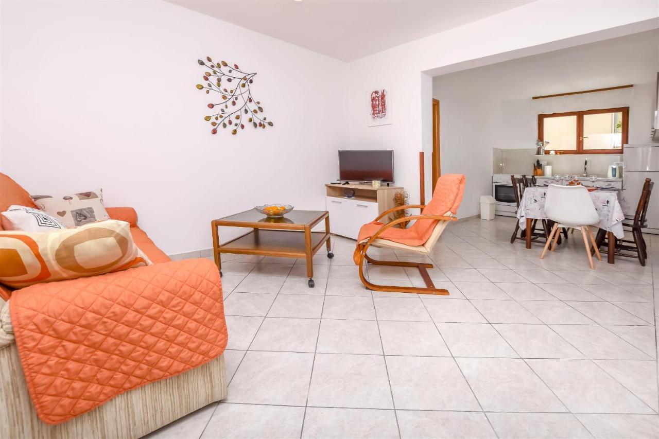 Apartments Viktor Rogoznica  Zewnętrze zdjęcie
