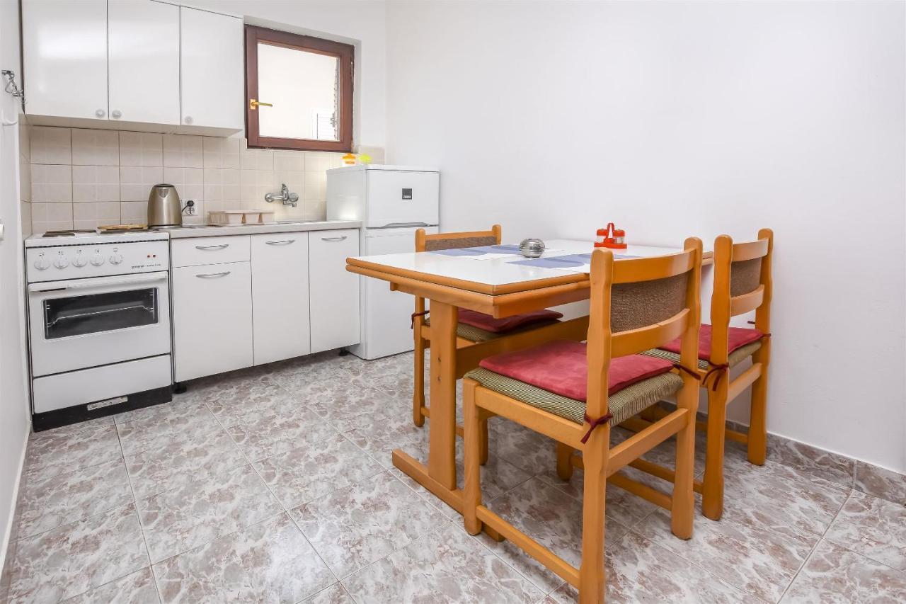 Apartments Viktor Rogoznica  Zewnętrze zdjęcie